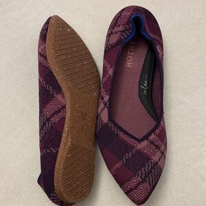 Rothy's Women's The Point Li Burgundy Plaid Flats size 9 like new rare release